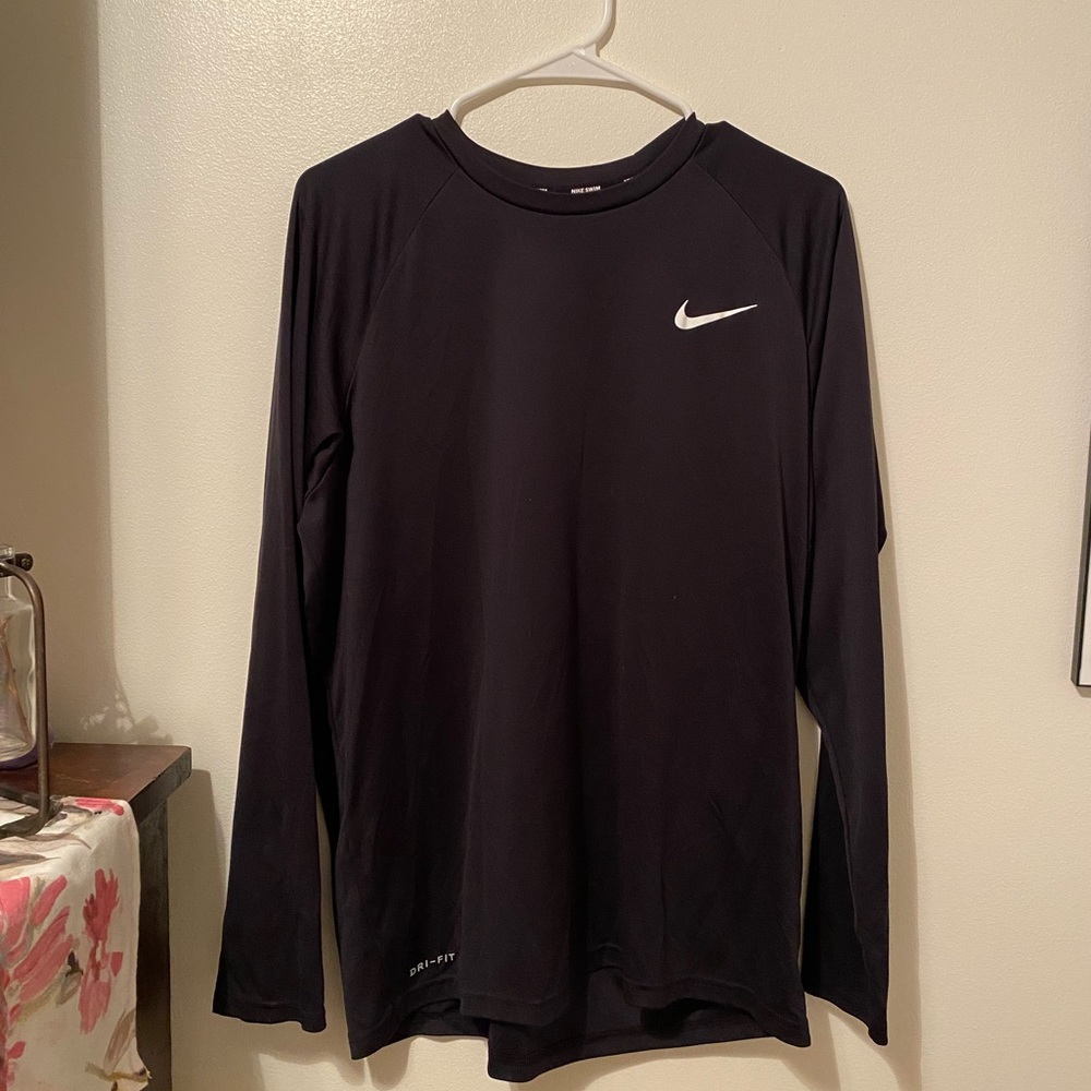 Black long sleeve Nike shirt